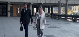 Jelena Tanasković sa advokatom